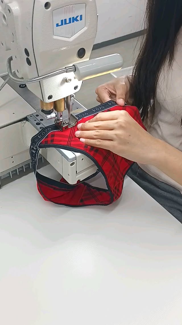 Instagram objava kozo_bodywear - This is how we do it ✨ Sneak peek u proces...